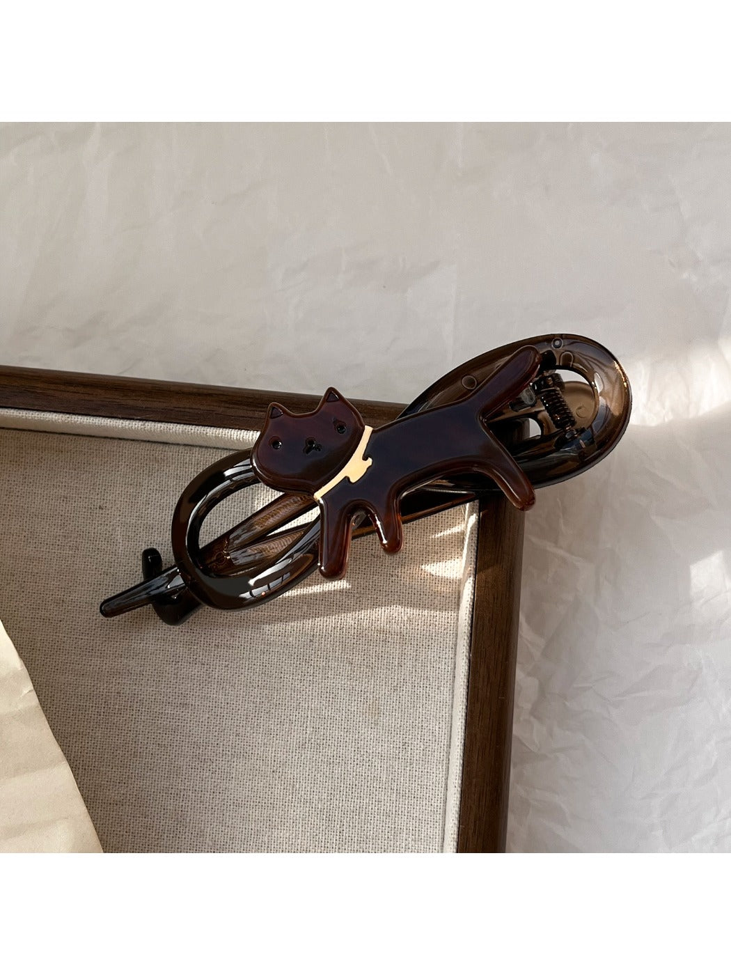Beau - Cute Cat-shaped Acetate Hairpin