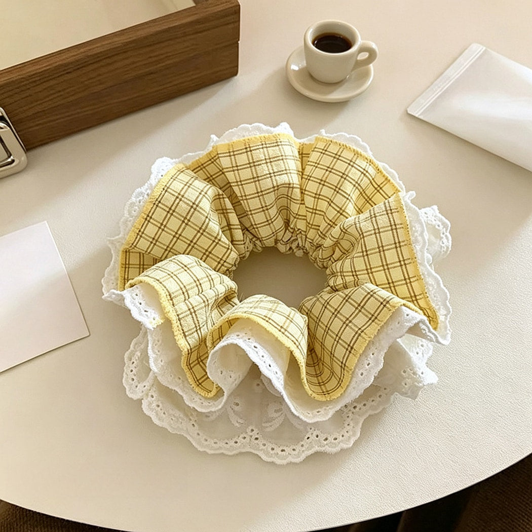 Gifty - Ruffled Plaid Lace Trim Elastic Scrunchie