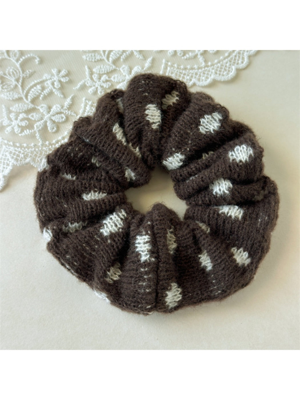 Gifty - Loose Knit Scrunchie Hair Tie