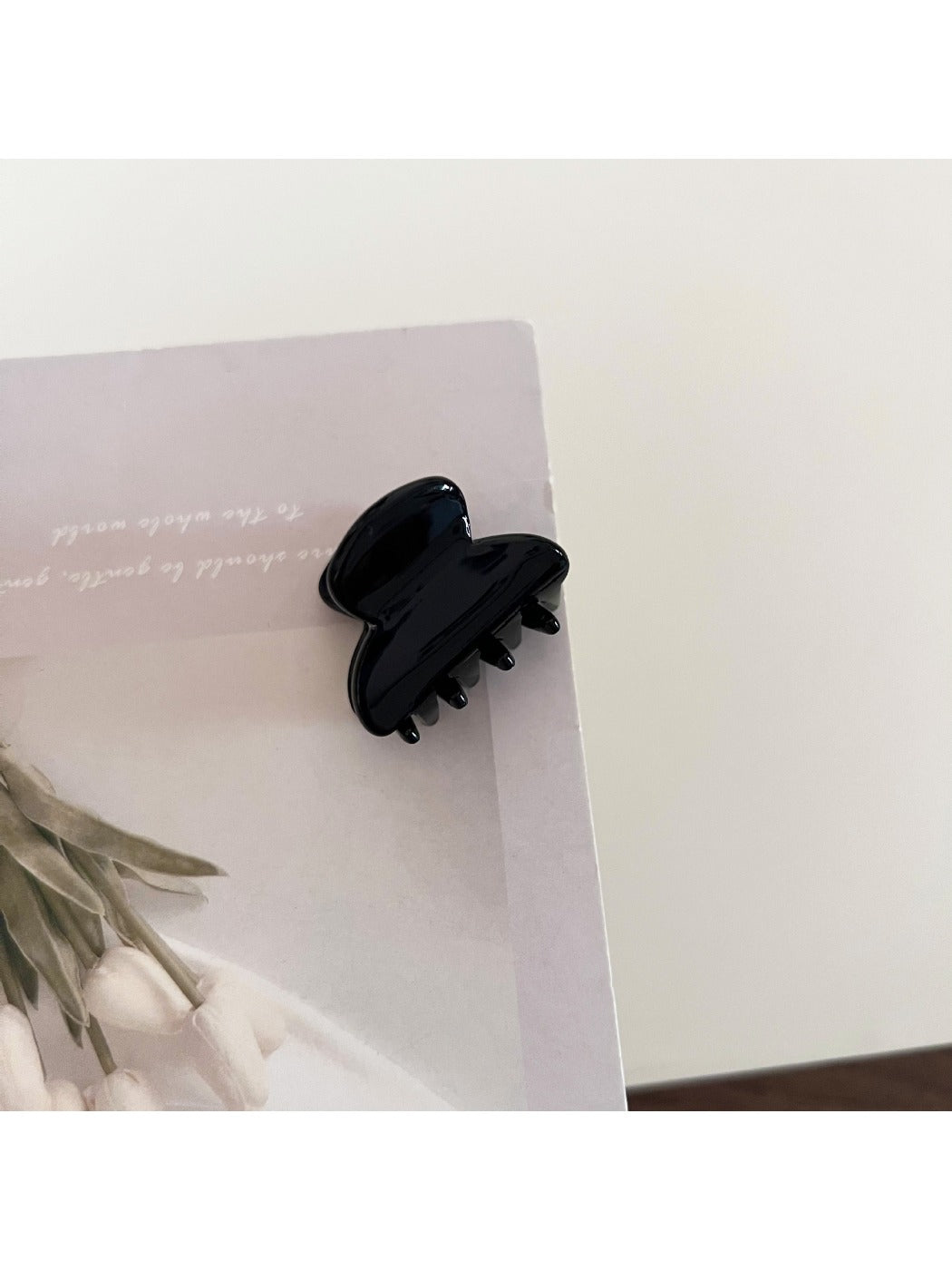 Beau - Vintage Mini Half Moon Claw Clip