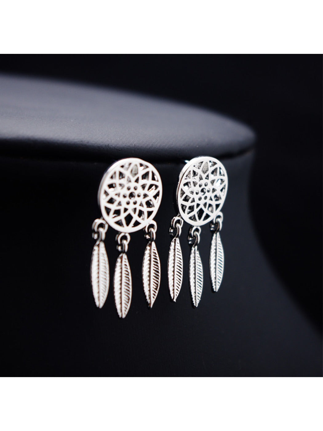 Earedge - Bohemian Leaf Drop Earrings