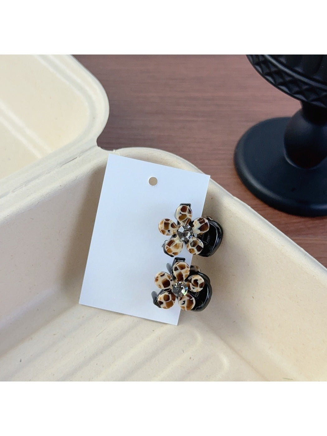 Beau - Retro Floral Small Hair Clip