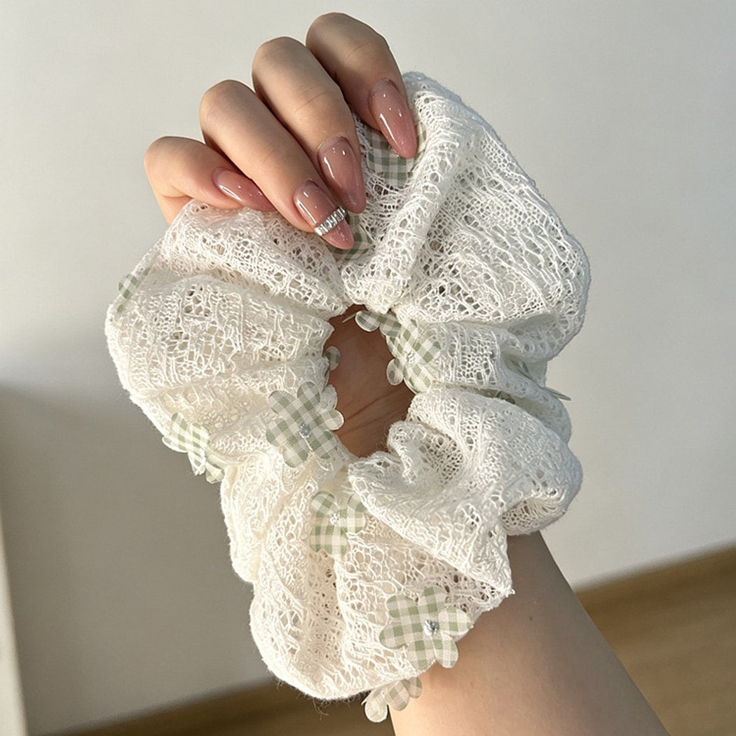 Gifty - Polyester Floral Lace Trim Scrunchie