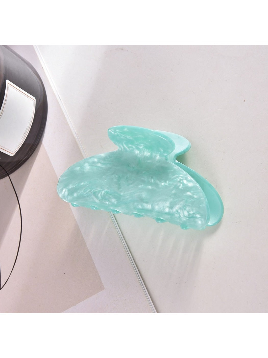 Beau - Macaron Ripple Half Moon Claw Clip