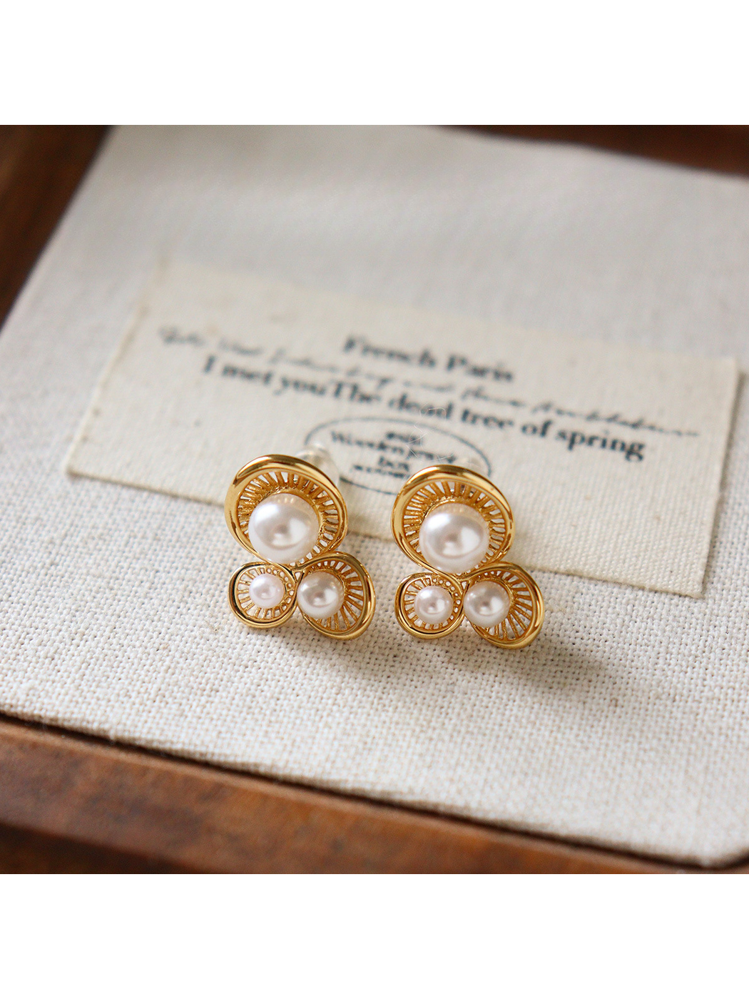 Earedge - Heart Detail Plated Fashion Stud Earrings