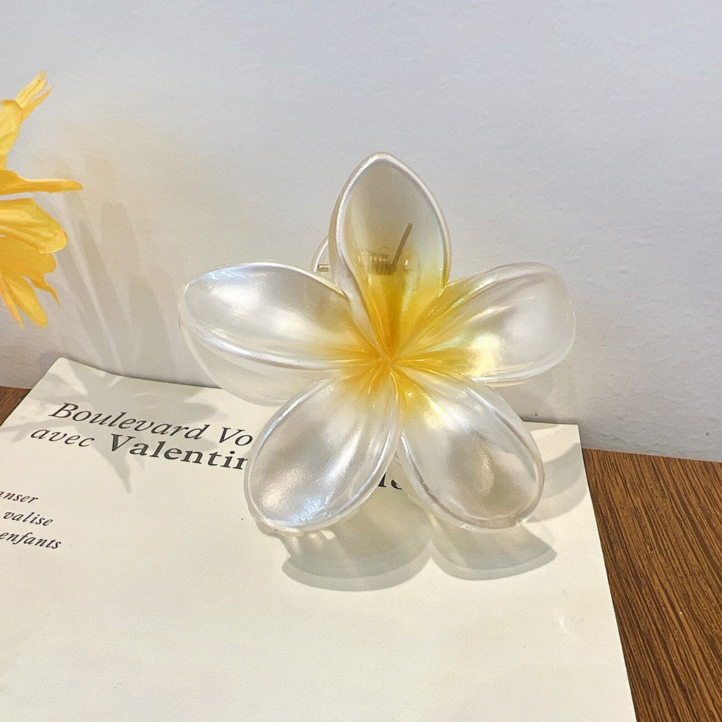 Beau - Translucent Flower Design Claw Clip