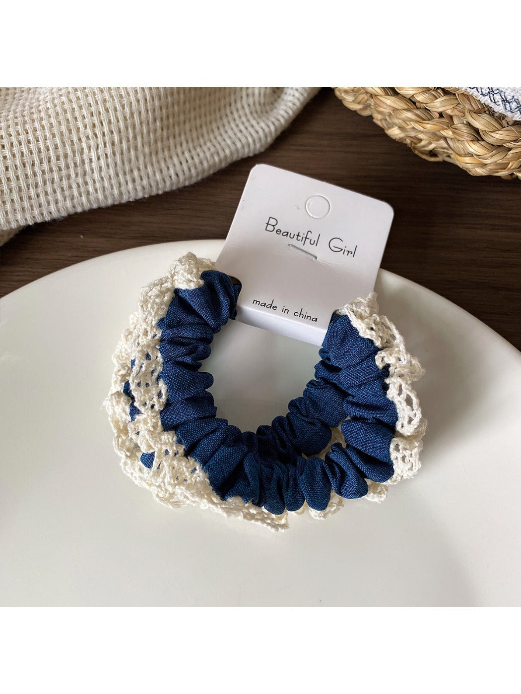 Gifty - 2 Pack Lace Trim Scrunchie