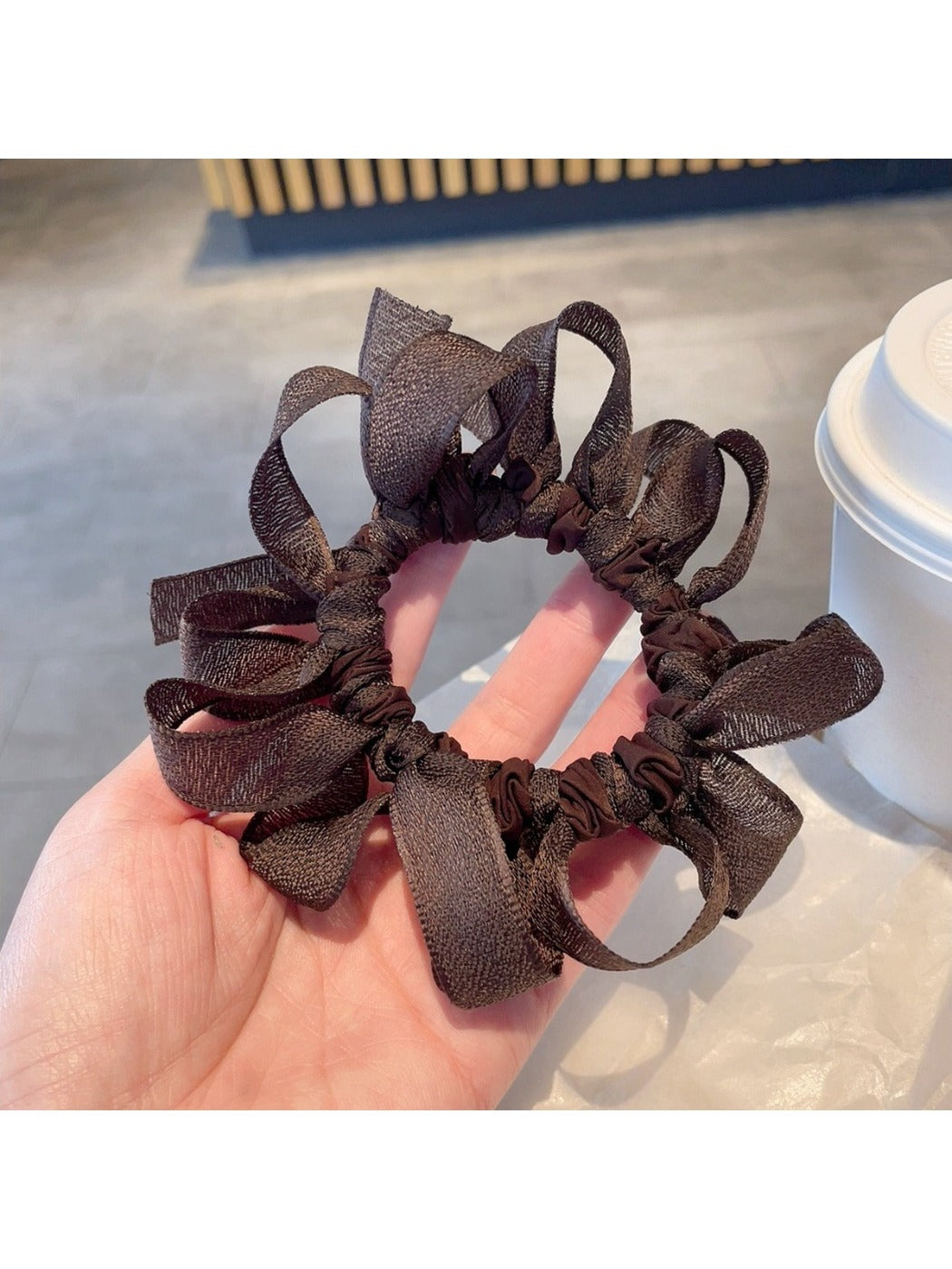 Gifty - Novelty Cute Bow Hair Scrunchie