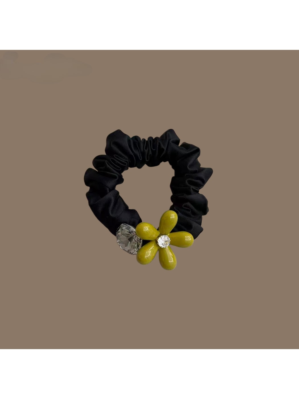 Gifty - Floral Polyester Decorative Scrunchie