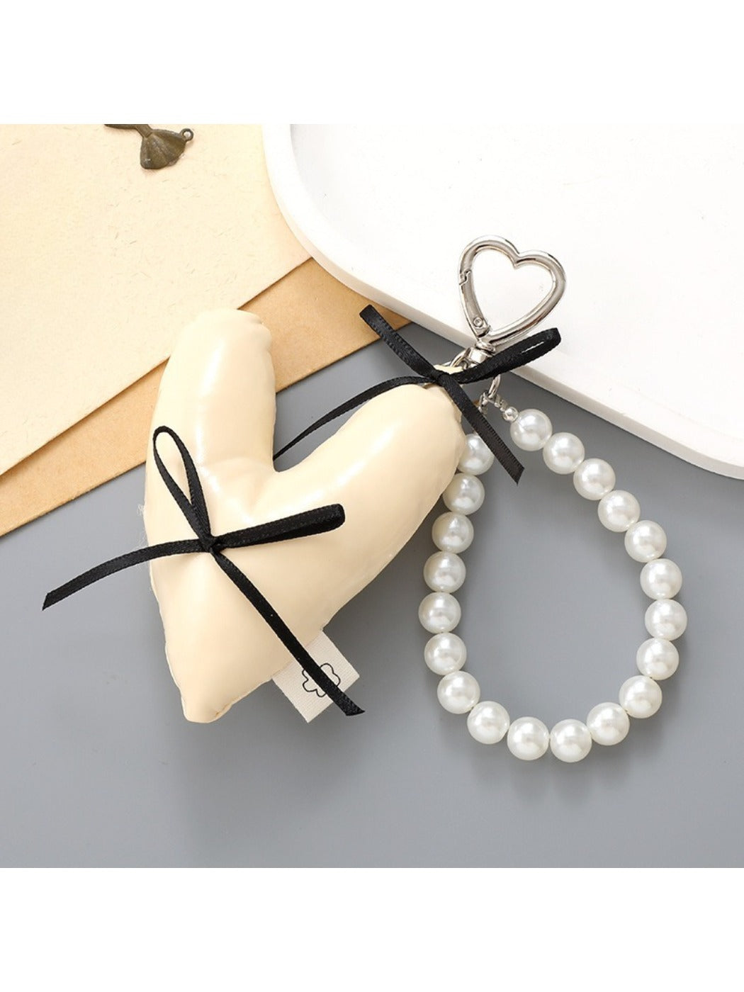 Keypus - Heart Shaped Bow Keychain