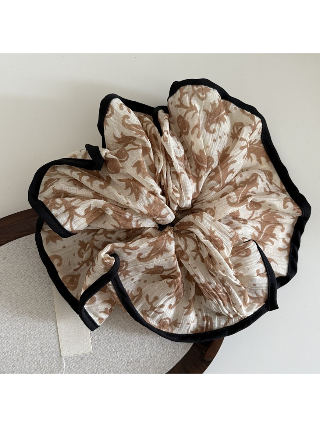 Gifty - Vintage Printed Polyester Hair Scrunchie
