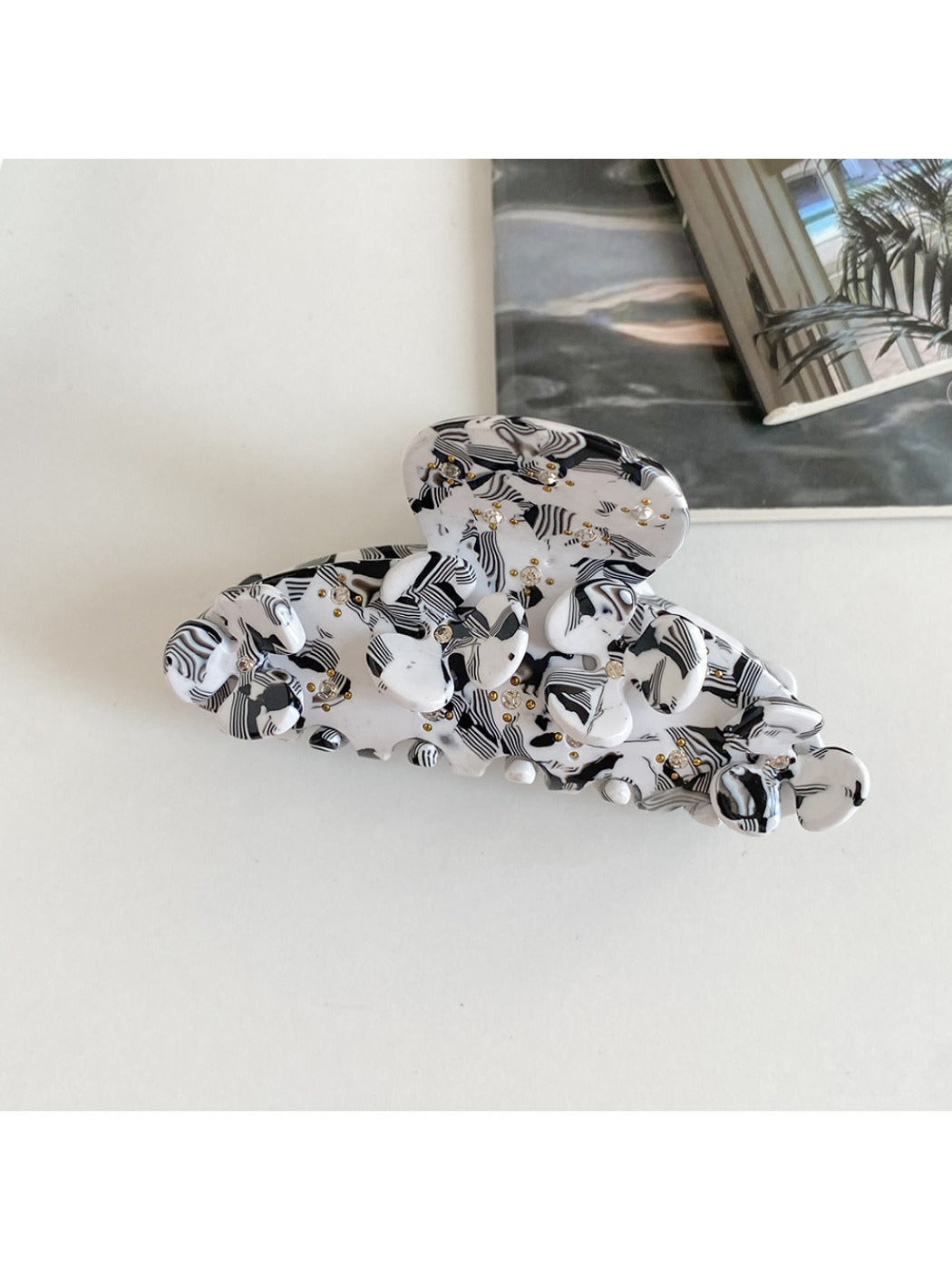 Beau - Elegant Clover Patterned Hair Claw Clip