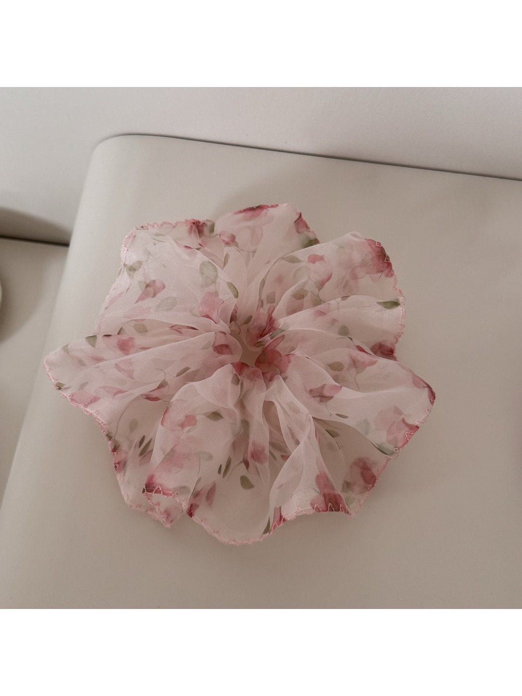 Gifty - Floral Organza Polyester Flower Scrunchie