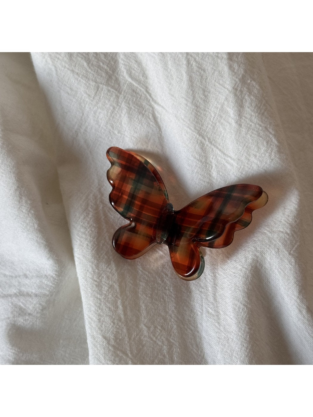 Beau - Dimensional Butterfly Acetate Hair Clip