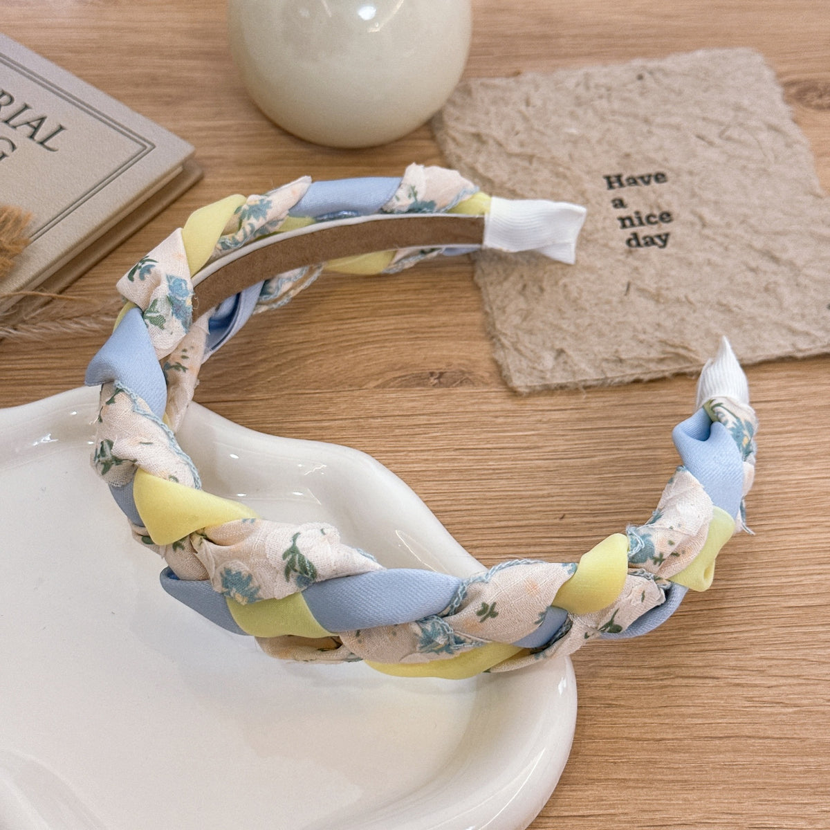 Gifty - Pastel Floral Braided Headband