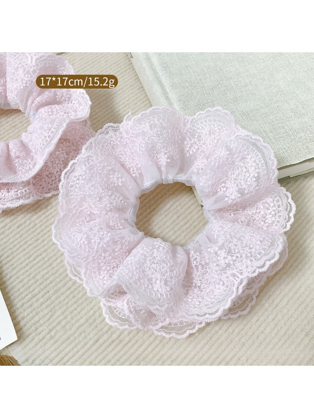 Gifty - Ballet Style Lace Hair Loop