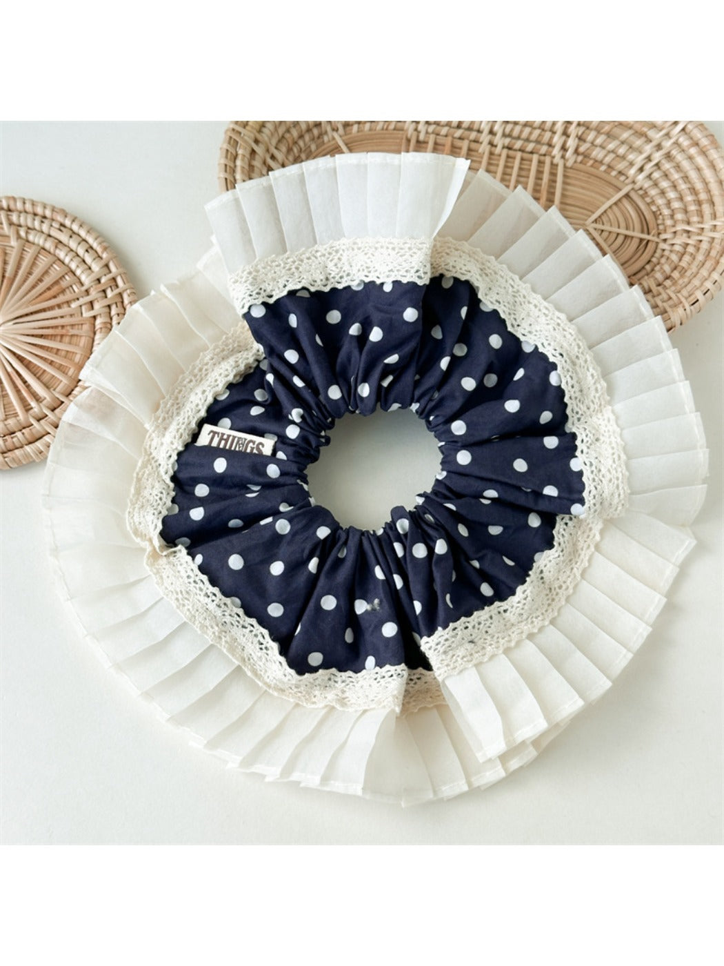 Gifty - Polka Dot Lace Scrunchie Hair Ban