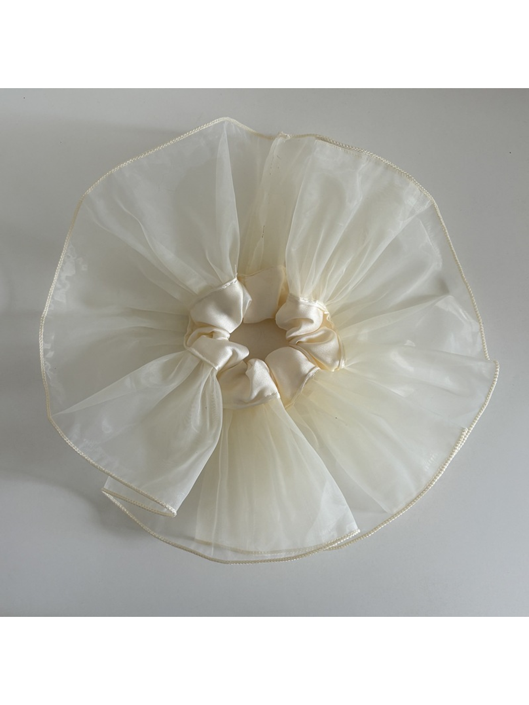 Gifty - Sheer Ruffled Ballet Style Hair Scrunchie
