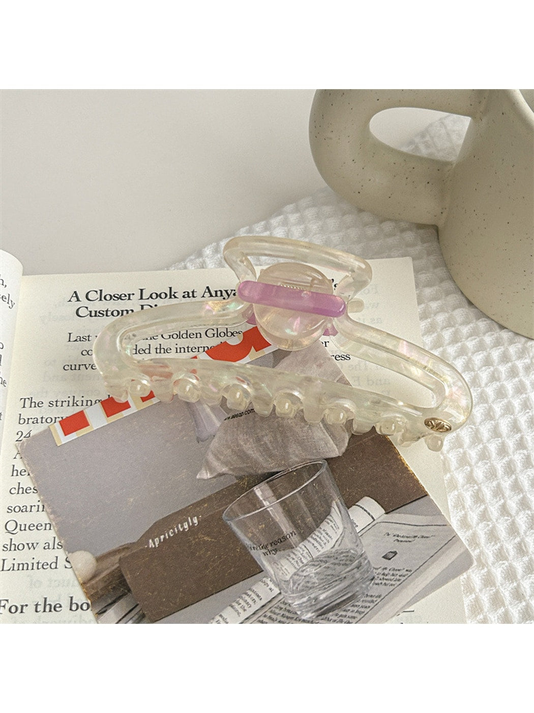 Beau - Geometric Hollow Acetate Alloy Claw Clip