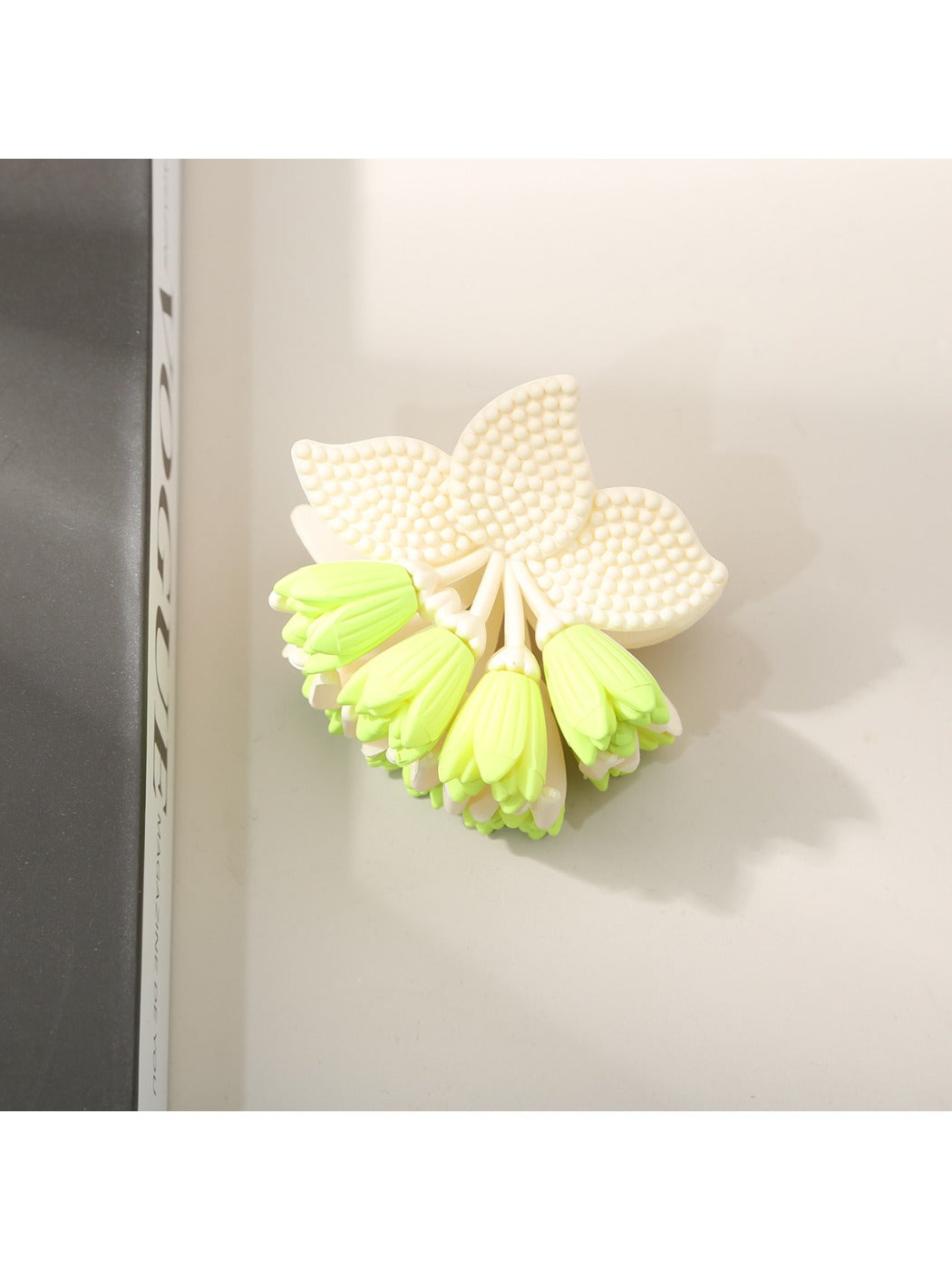 Beau - Lily of The Valley Claw Clip