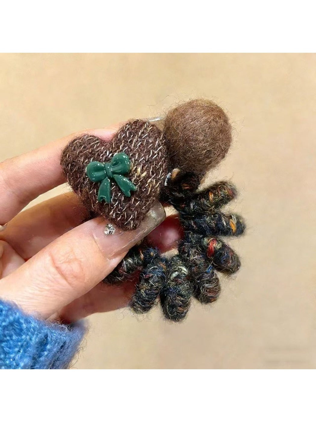 Gifty - Cute Heart Shaped Spiral Hair Ties