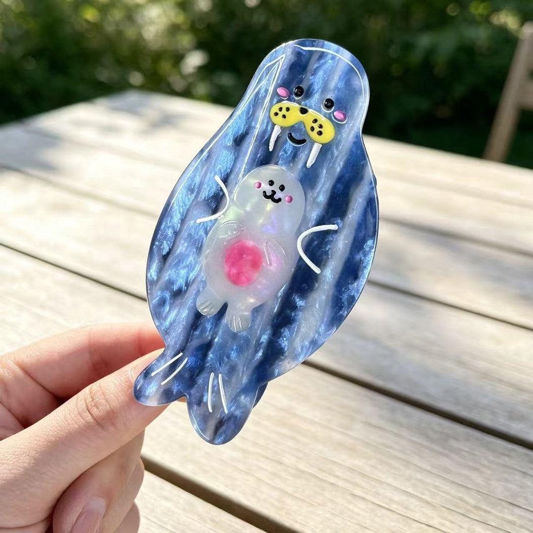 Beau - Cute Seal Acetate Animal Claw Clip
