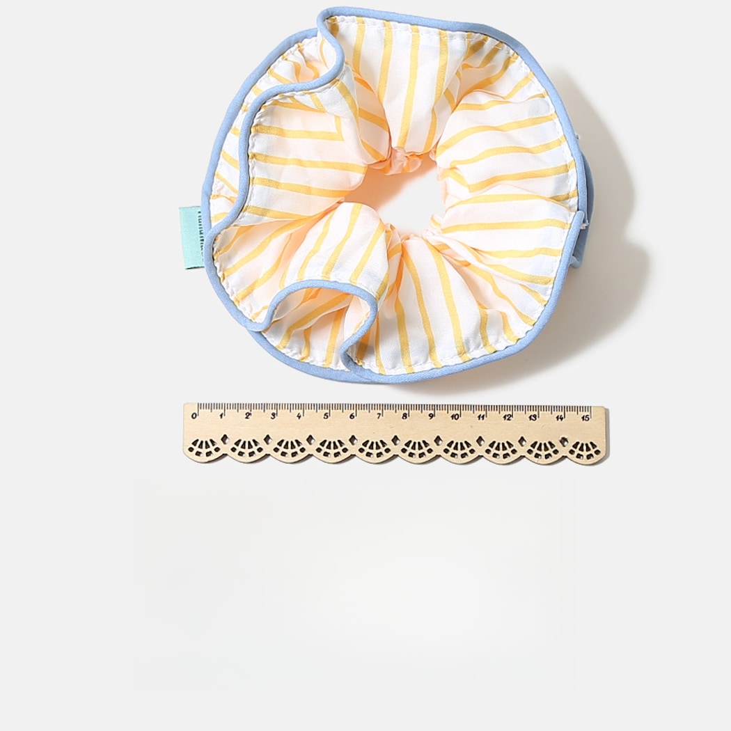 Gifty - Striped Polyester Sweet Style Scrunchie