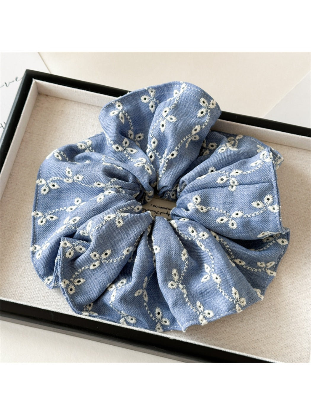 Gifty - Hollow Bun Hair Ties