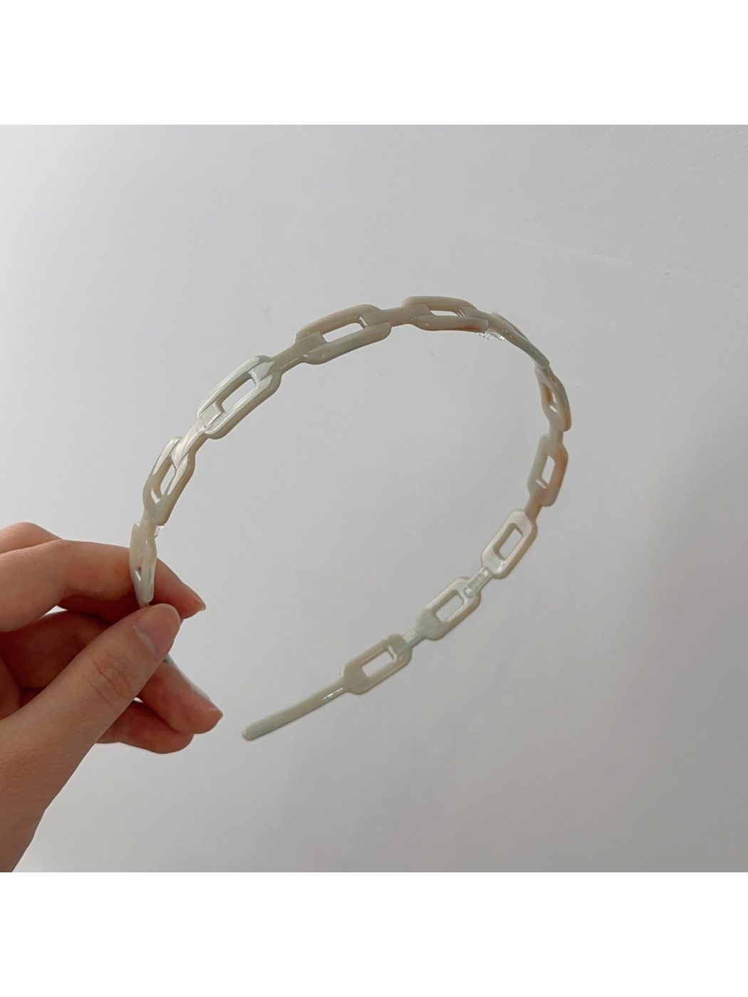 Gifty - Acetate Chain Link Irregular Shape Headband