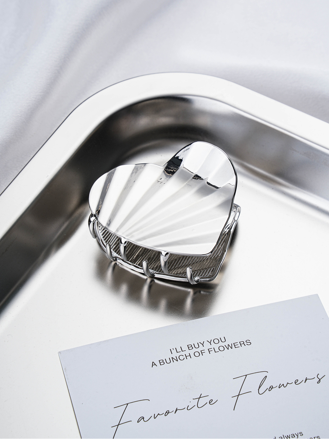 Beau - Heart Design Zinc Alloy Claw Hair Clip