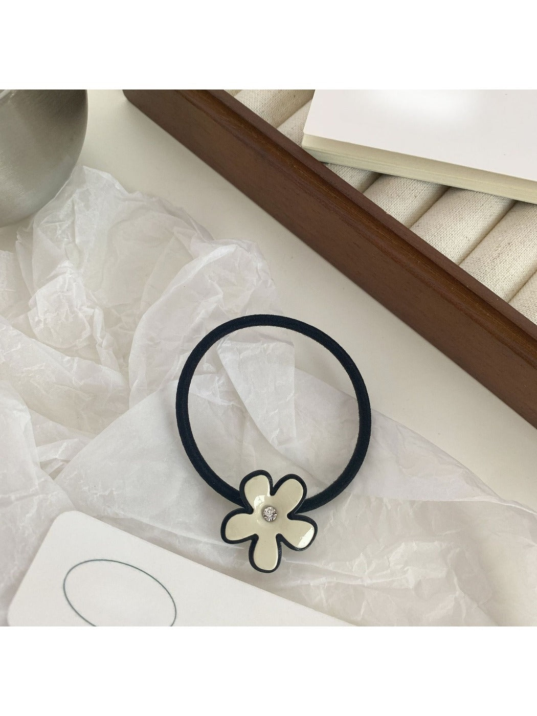 Gifty - Cream Color Girly Hair Tie
