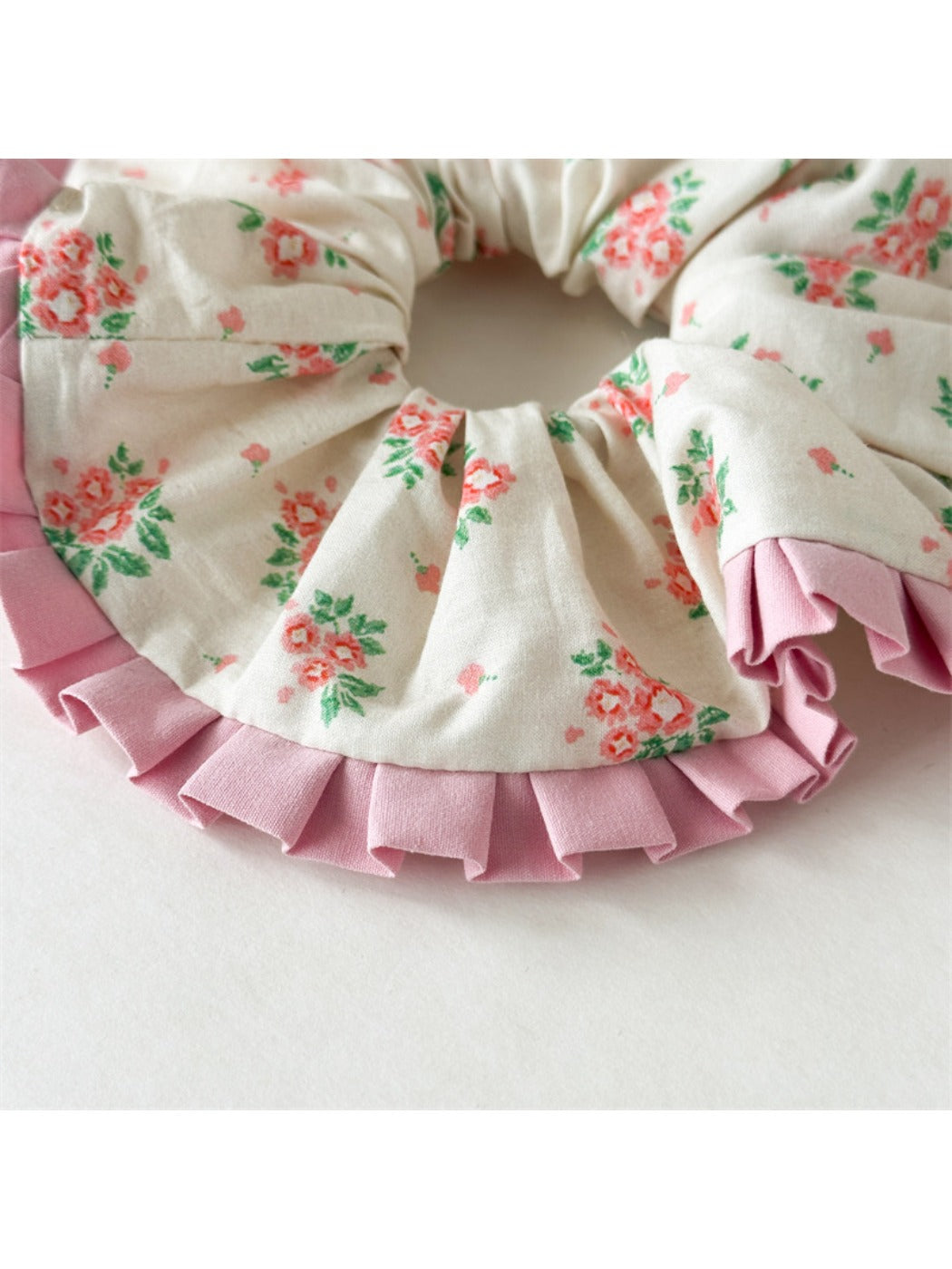 Gifty - Cute Small Flower Hair Tie