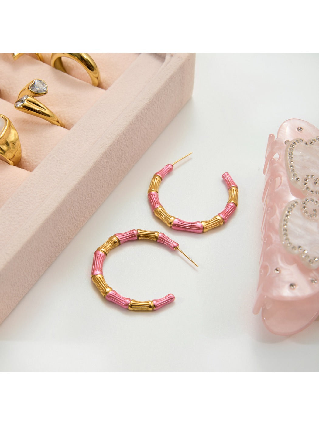 Earedge - Sweet Bicolor C-Hoop Earrings