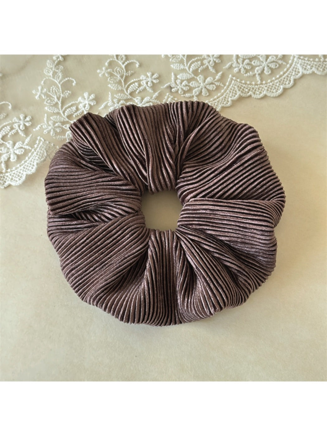 Gifty - Velvet Stretch-Knit Scrunchie