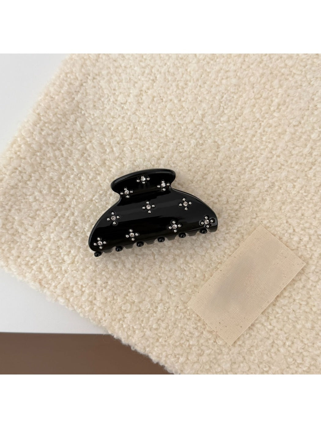 Beau - Chic Half Round Hair Claw Clip
