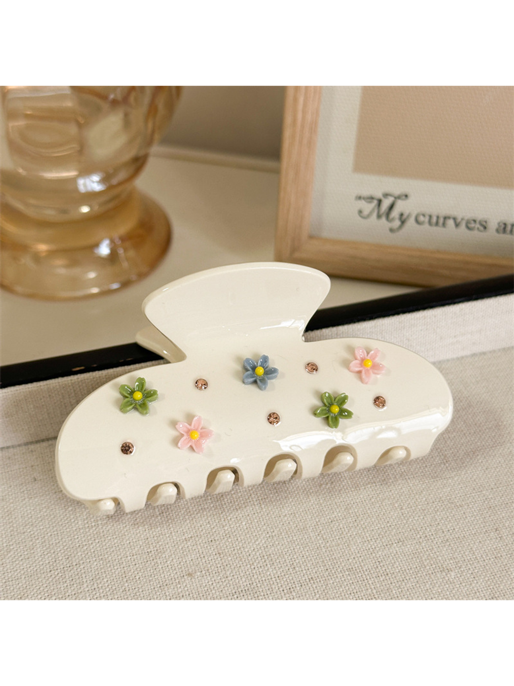 Beau - Sweet Style Acrylic Curved Claw Clip