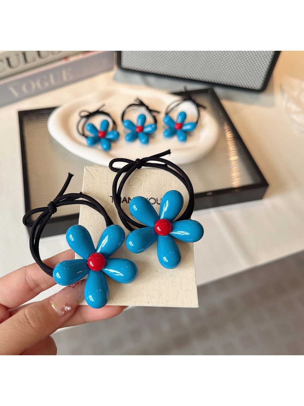 Gifty - Simple Five Petal Decorative Floral Hair Tie