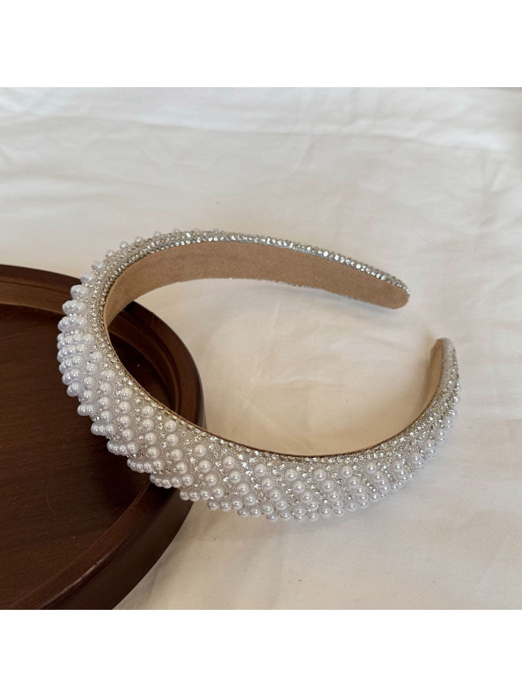 Gifty - Modern Minimalist Rhinestone Detail Padded Headband