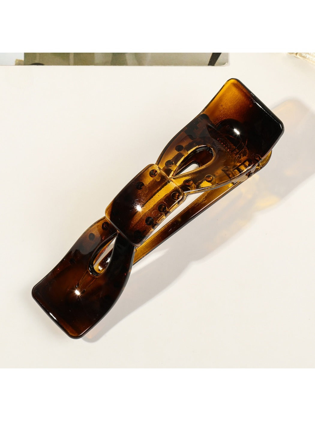 Beau - Vintage Bow Shaped Hair Clip