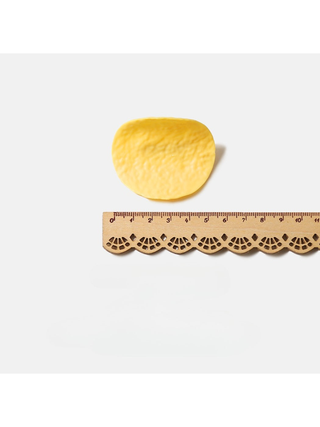 Beau - Potato Chip-Shaped Hair Clip