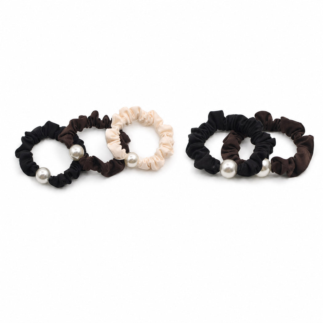 Clean overview of two pearl bead hair tie variants