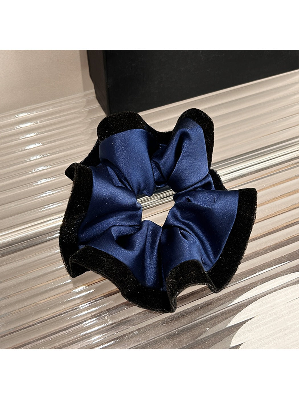 Gifty - Simple Satin Hair Loop