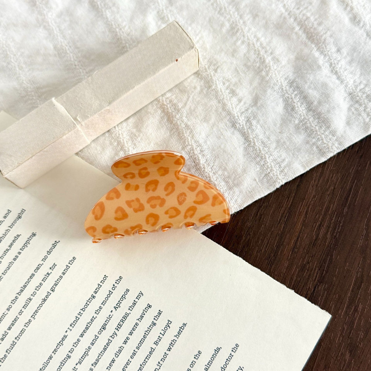 Beau - Leopard-Print Rounded Hair Claw