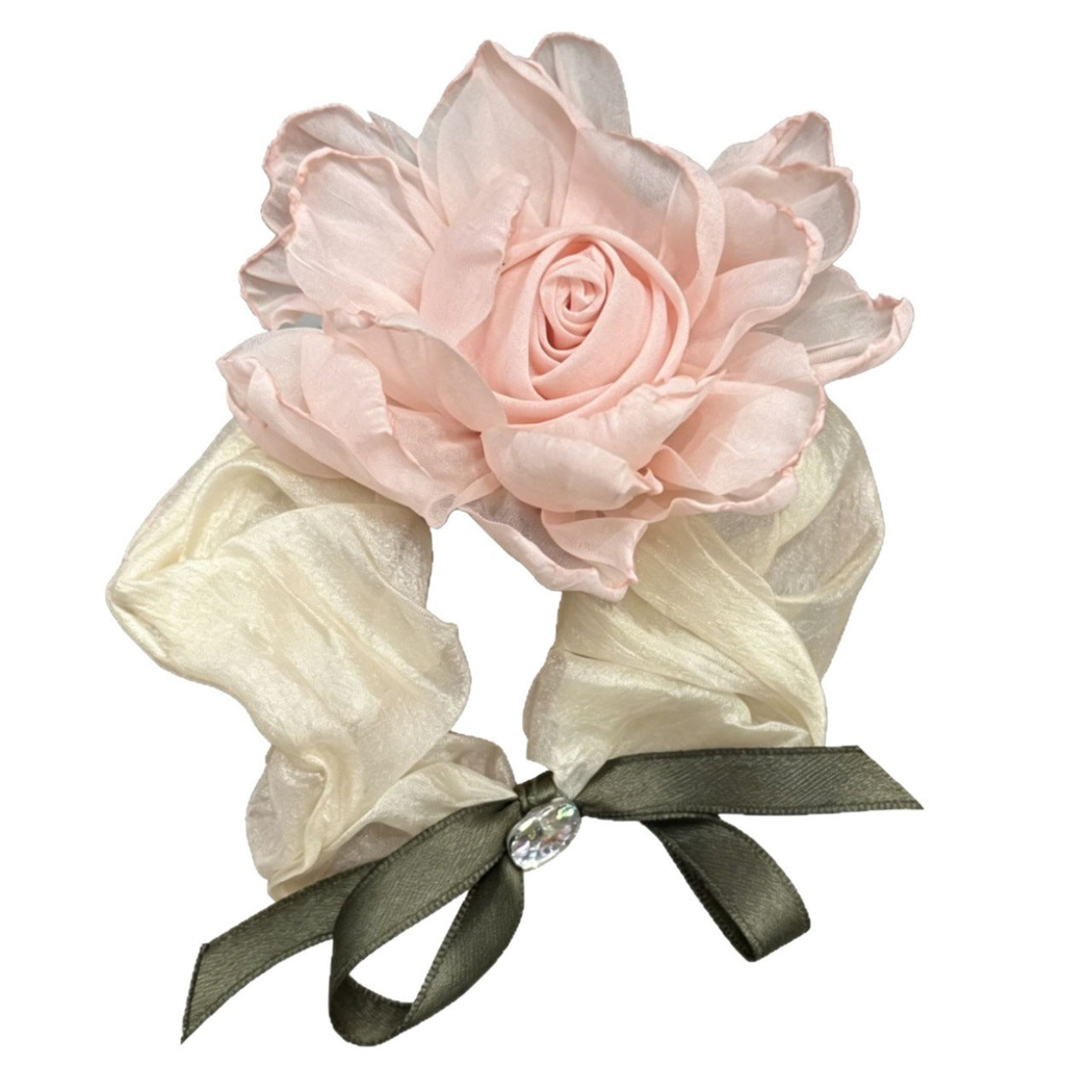 Gifty - Rose-Motif Bow-Tail Scrunchie