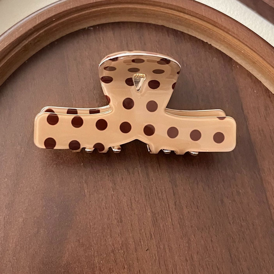 Beau - Patterned Curved Hair Claw