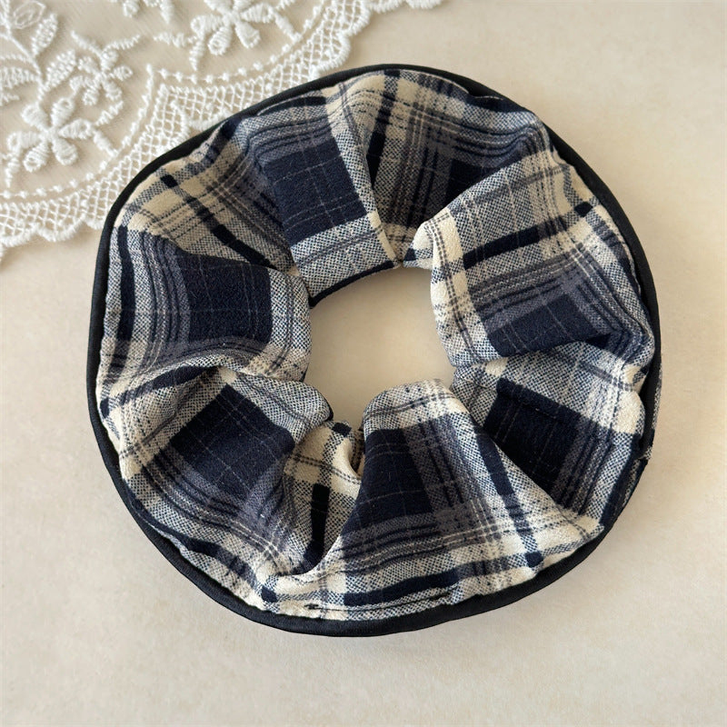 Gifty - Two-Tone Plaid Overlock-Edge Scrunchie