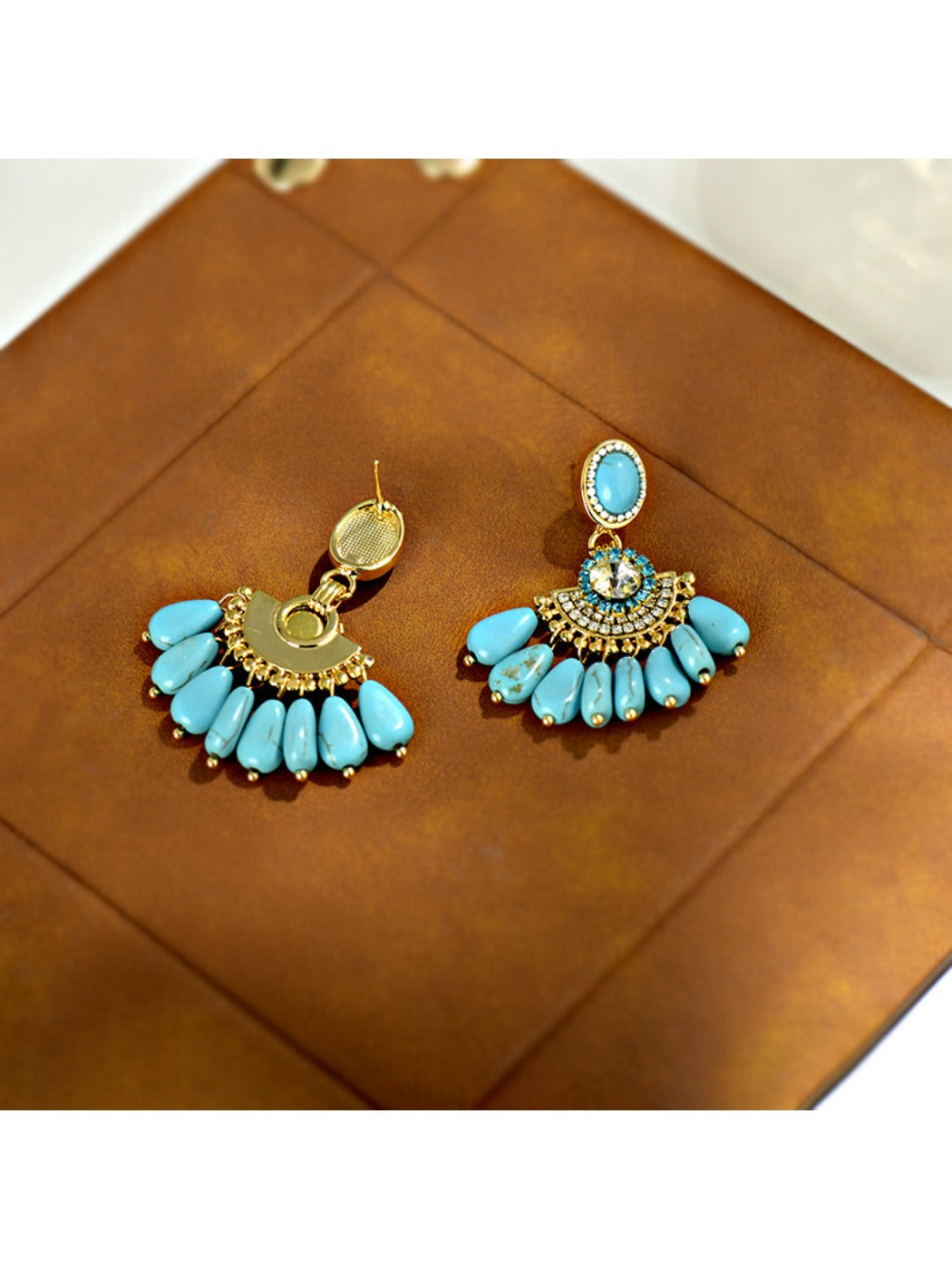 Earedge - Vintage Western Fan-Shaped Earrings
