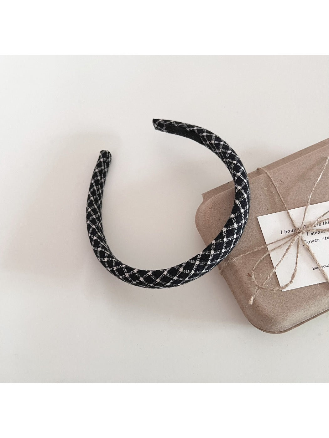 Gifty - Retro Elegant Plaid Hair Hoop