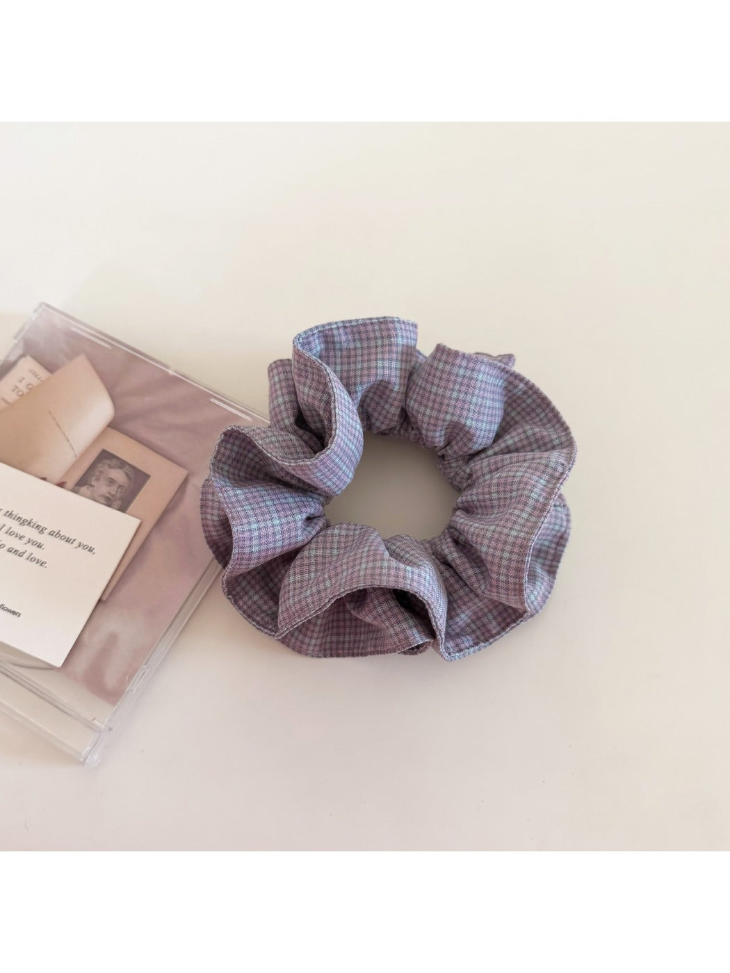 Gifty - Chic Cute Plaid Scrunchie