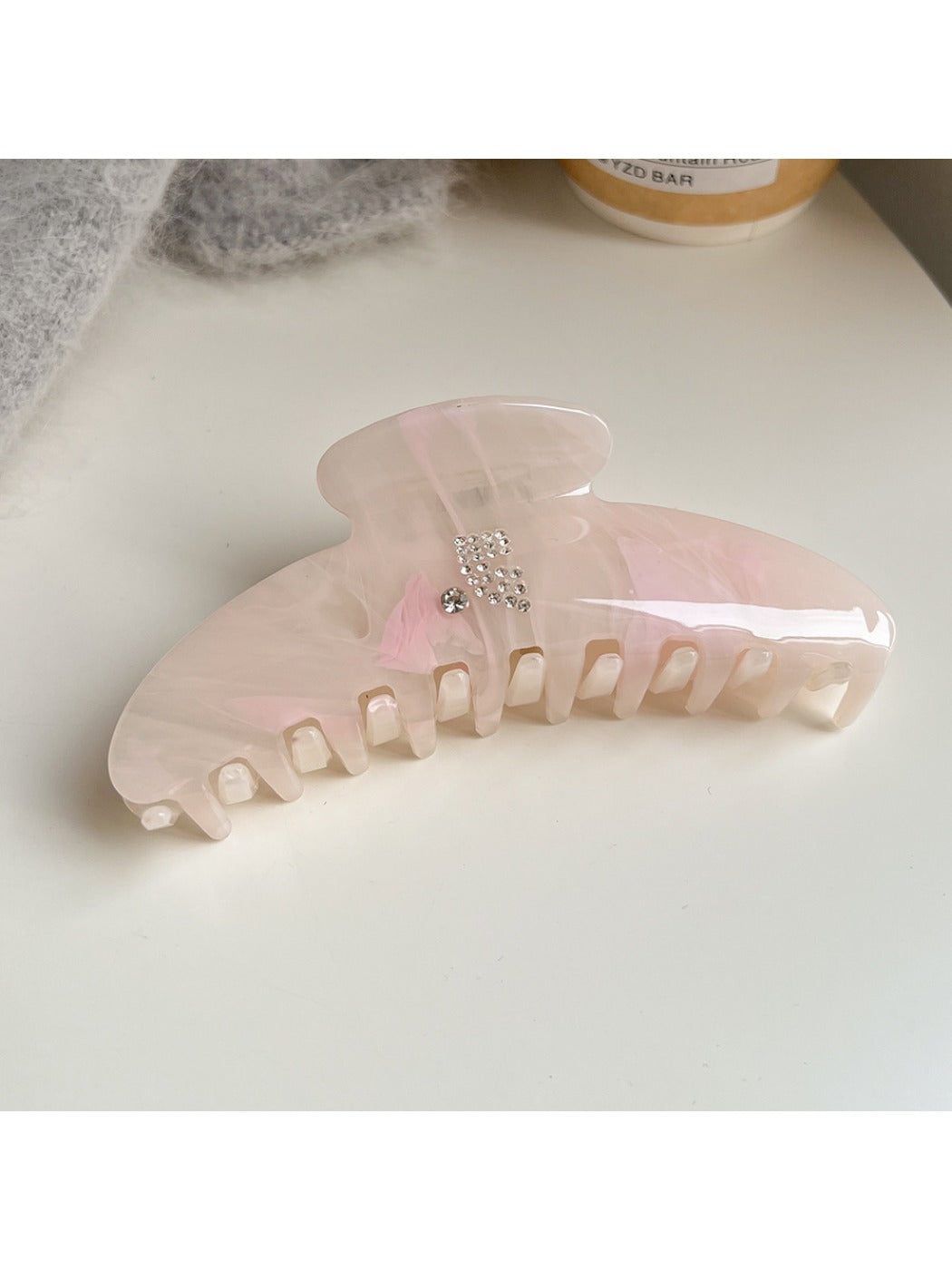 Beau - Creamy Dot Rhinestone Hair Clip